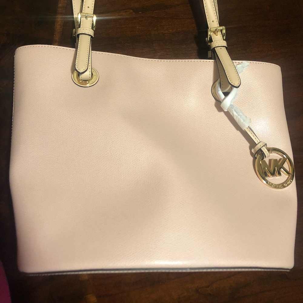 Michael Kors Medium Tote